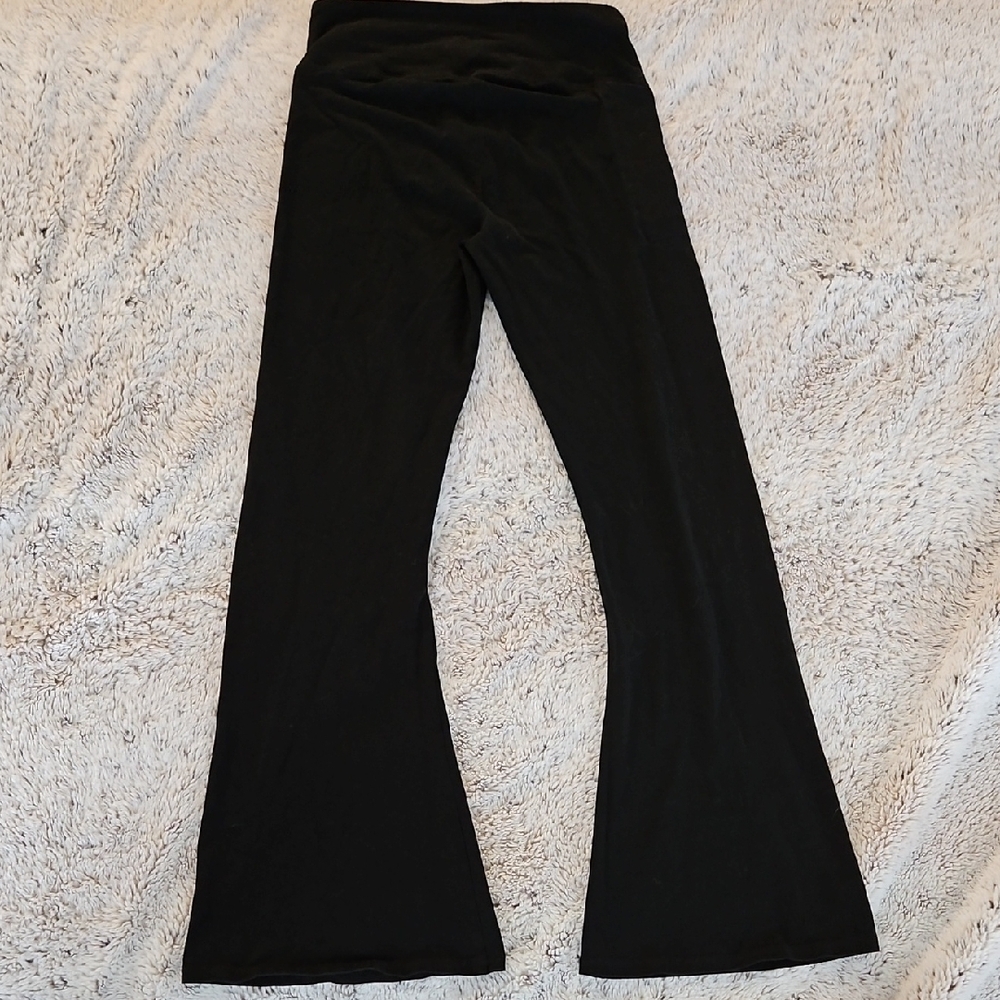 Hollister Black Leggings with Ultra High Crossover Waist And Flare Bottoms - Picture 4 of 4